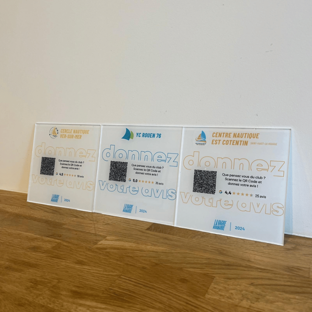 Plaque signalétique QR Code en plexiglass pour Clubs de Voile Le Havre